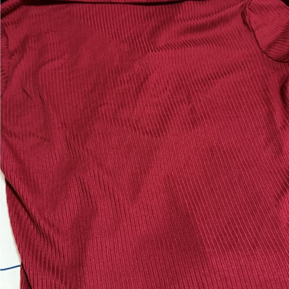 Burgundy Ribbed Top - Picture 6 of 6